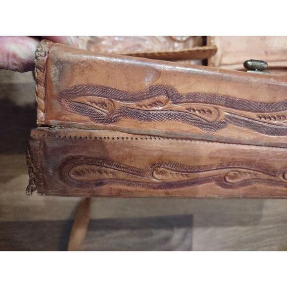 Vintage Large Leather Hand Tooled Brown Shoulder Bag Purse Tri fold Organizer - Picture 16 of 16